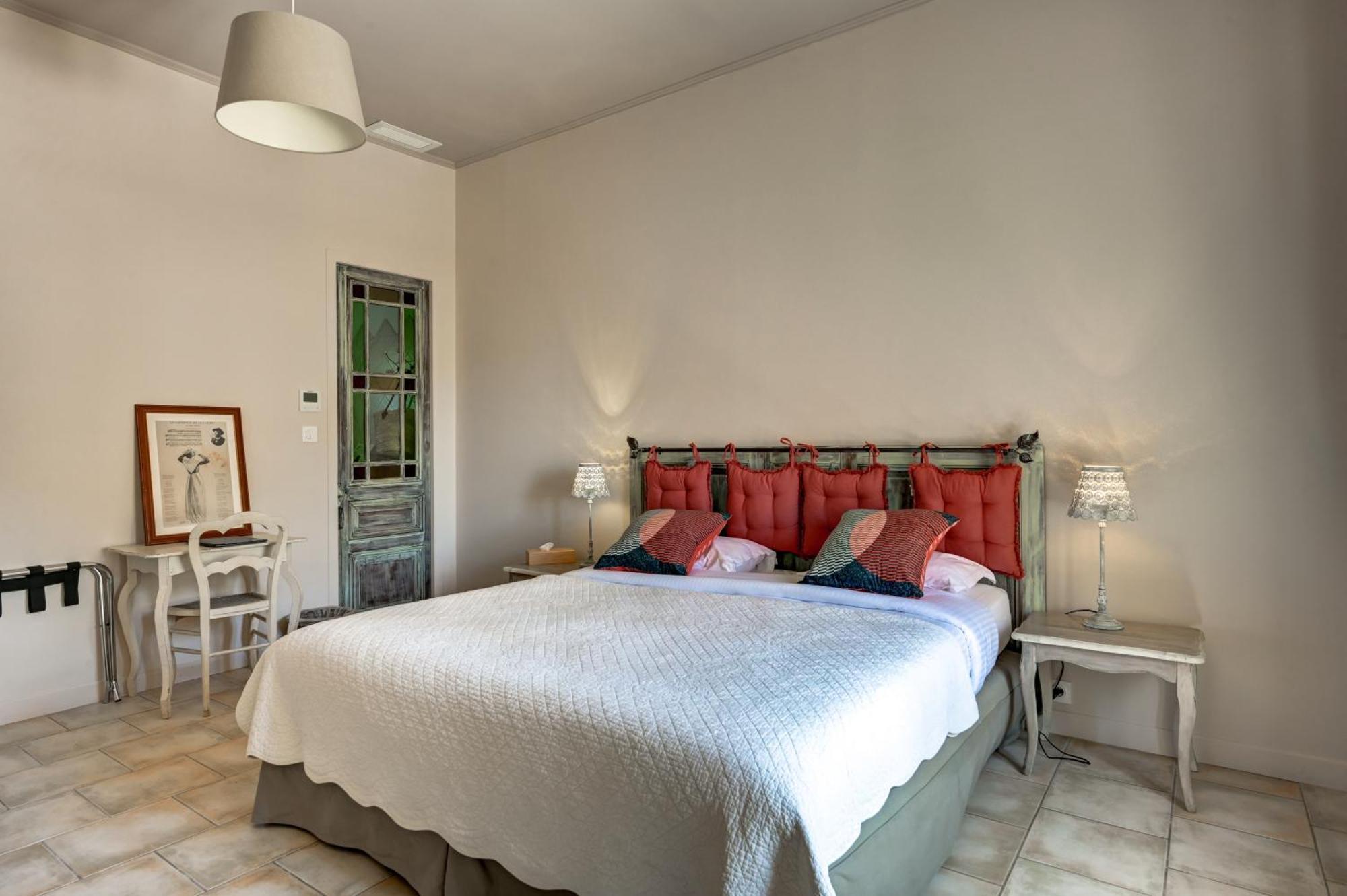 Hotel Mas Des Comtes De Provence Tarascon Zewnętrze zdjęcie