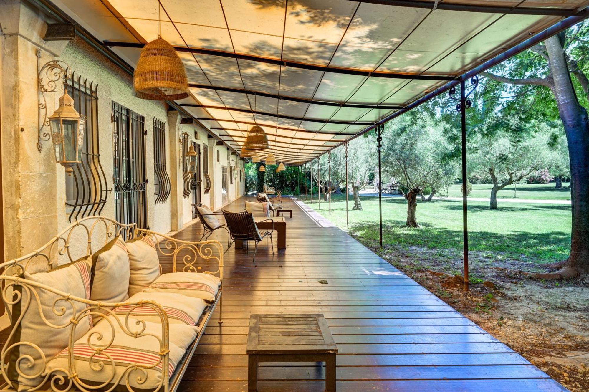 Hotel Mas Des Comtes De Provence Tarascon Zewnętrze zdjęcie