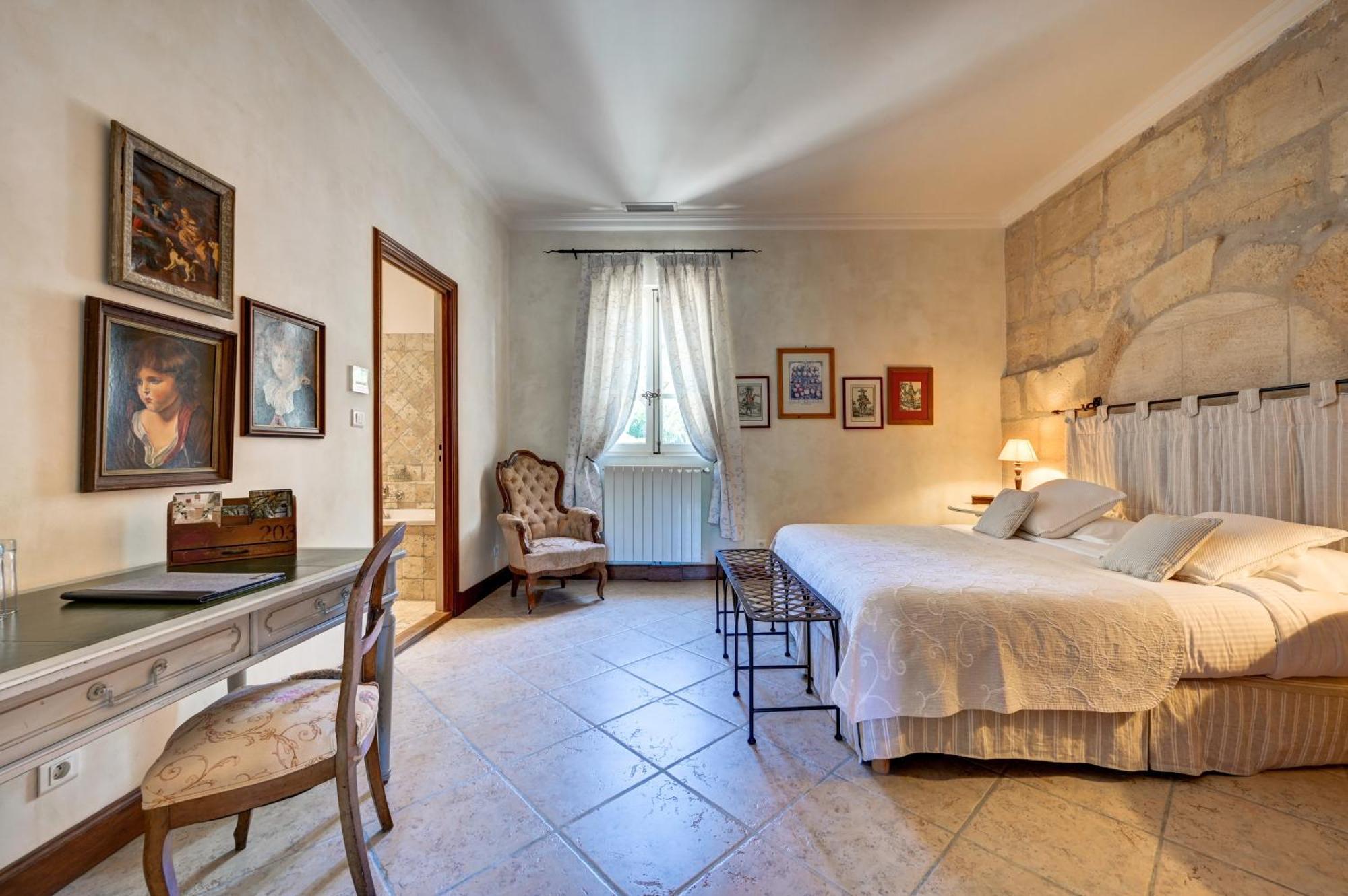Hotel Mas Des Comtes De Provence Tarascon Zewnętrze zdjęcie