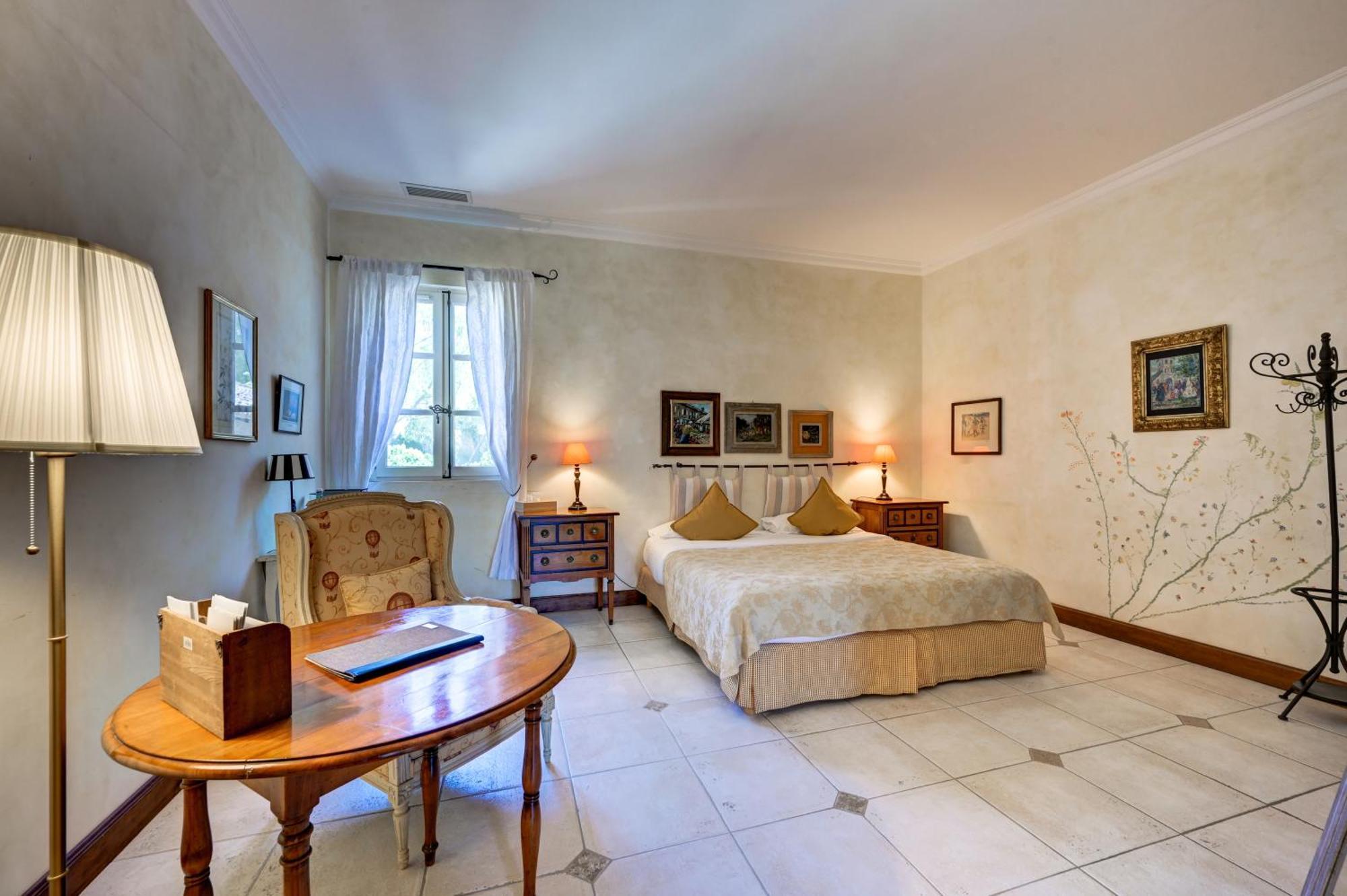 Hotel Mas Des Comtes De Provence Tarascon Zewnętrze zdjęcie