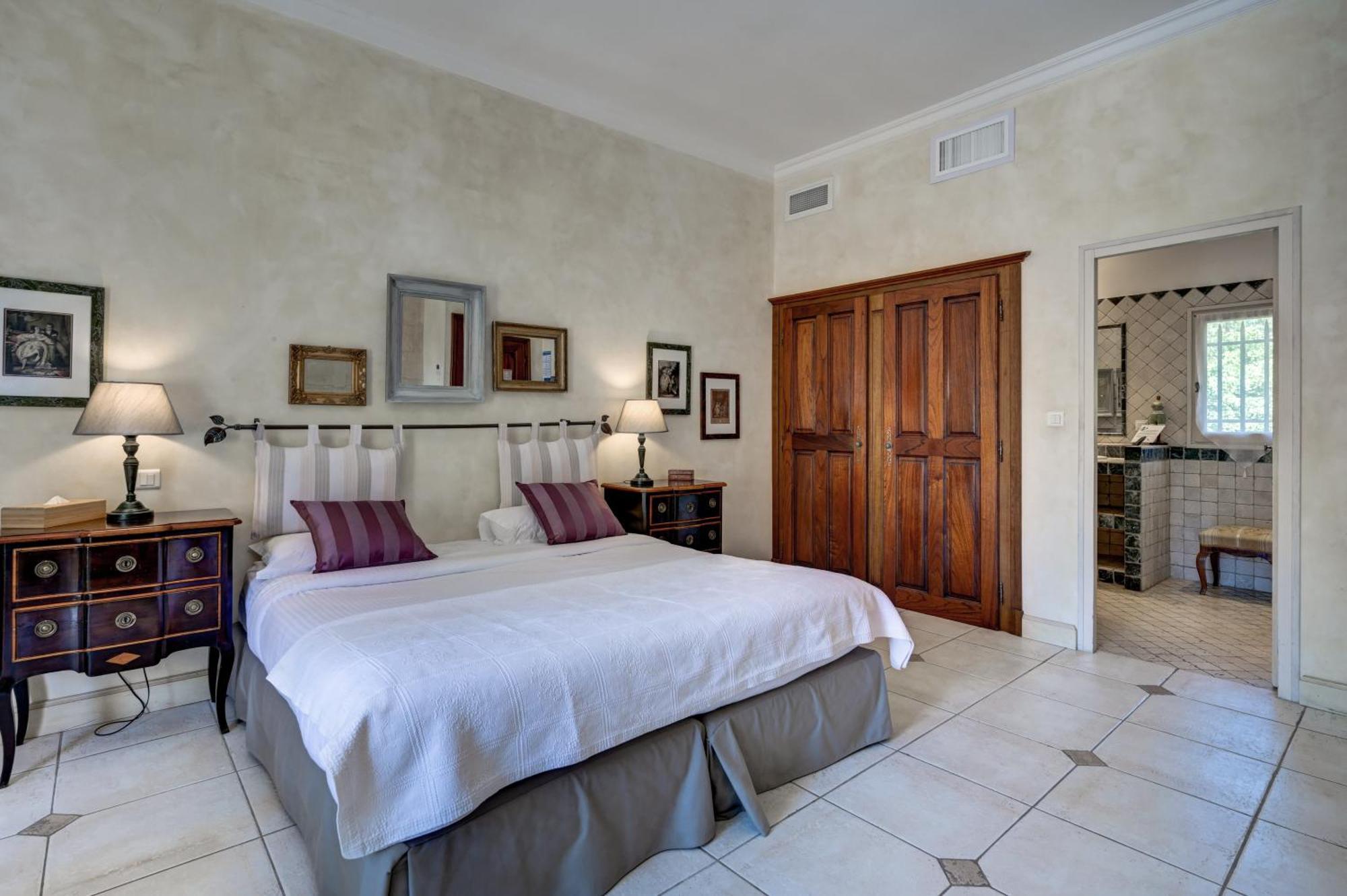 Hotel Mas Des Comtes De Provence Tarascon Zewnętrze zdjęcie